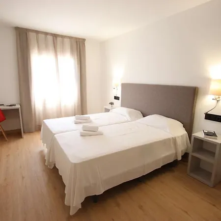 מלון Costa Brava 3*