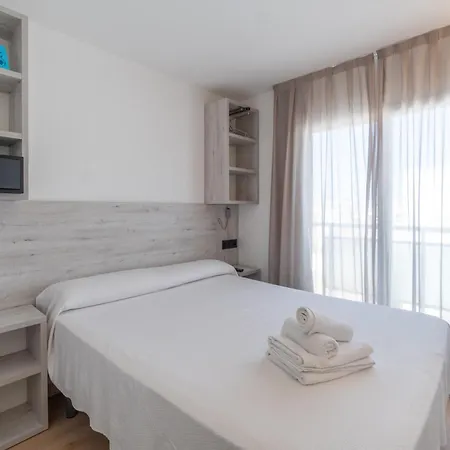 Отель Costa Brava 3*